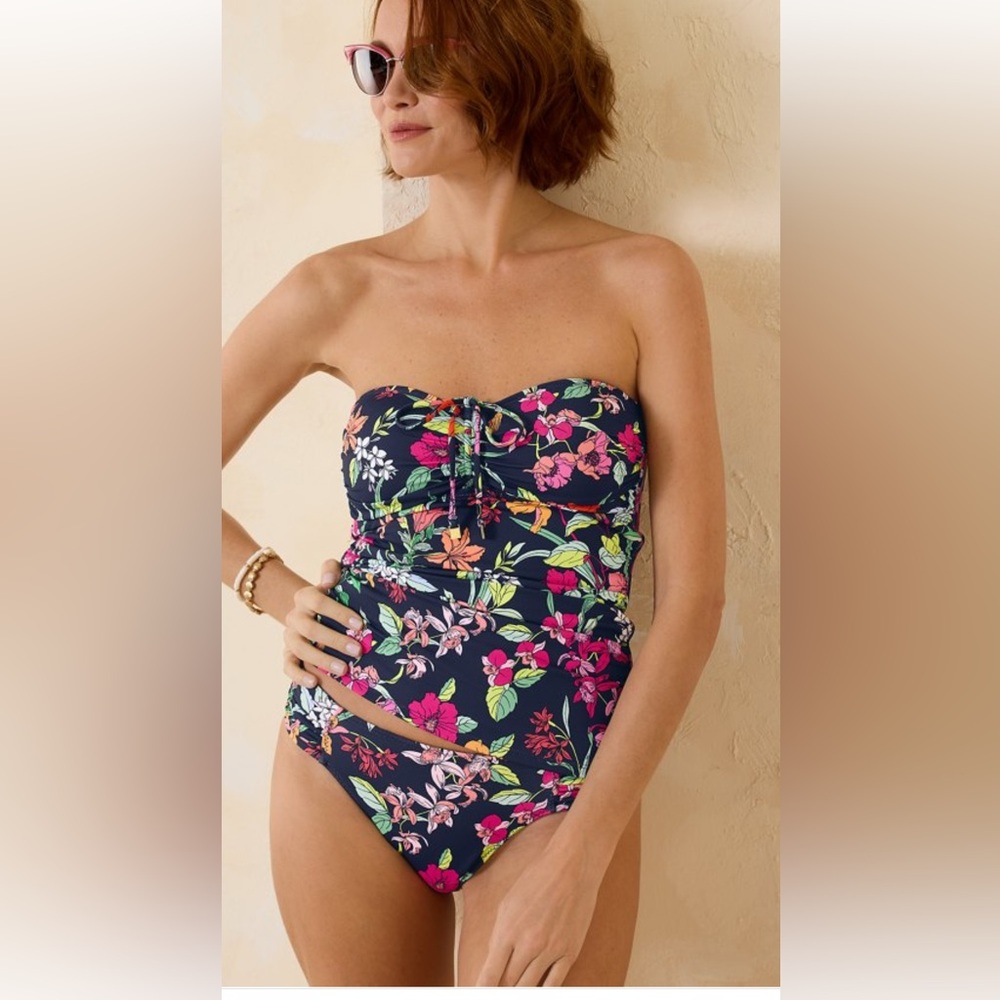 NWT Tommy Bahama Summer Floral Tie-Front Shirred Bandini Top and Hipster Bottoms